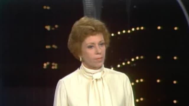 S11:E10 - The Carol Burnett Show: S11 E10 - Family Show