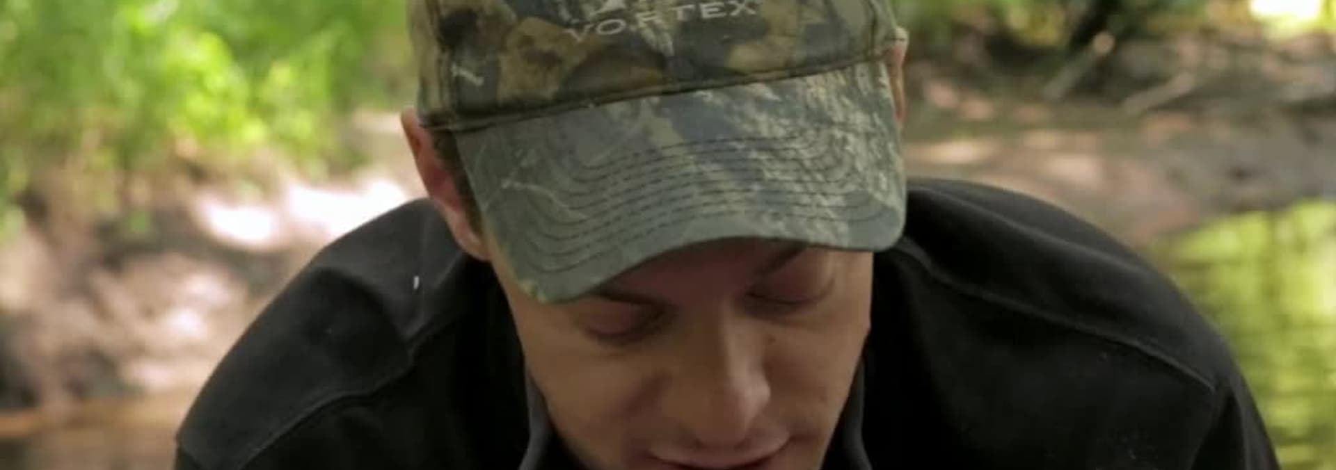 Watch MeatEater S03E07 Swamp Stew Michigan Bowfishing Free TV