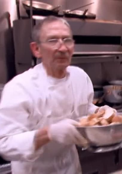 Watch Kitchen Nightmares S01 E08 Finn McCool S Free TV Shows Tubi   CJgDEMcE