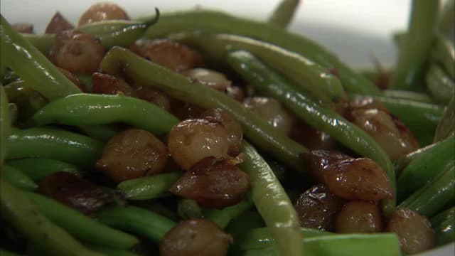 S01:E20 - Green Beans with Pearl Onions