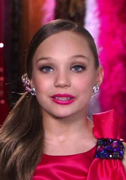 Watch Dance Moms S03:E13 - The Apple of Her Eye - Free TV Shows | Tubi