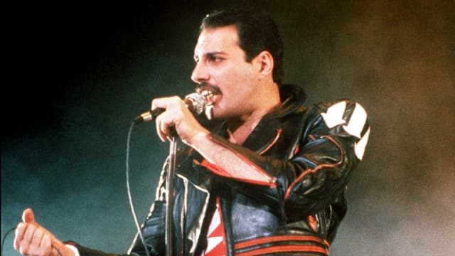 S01:E04 - Freddie Mercury