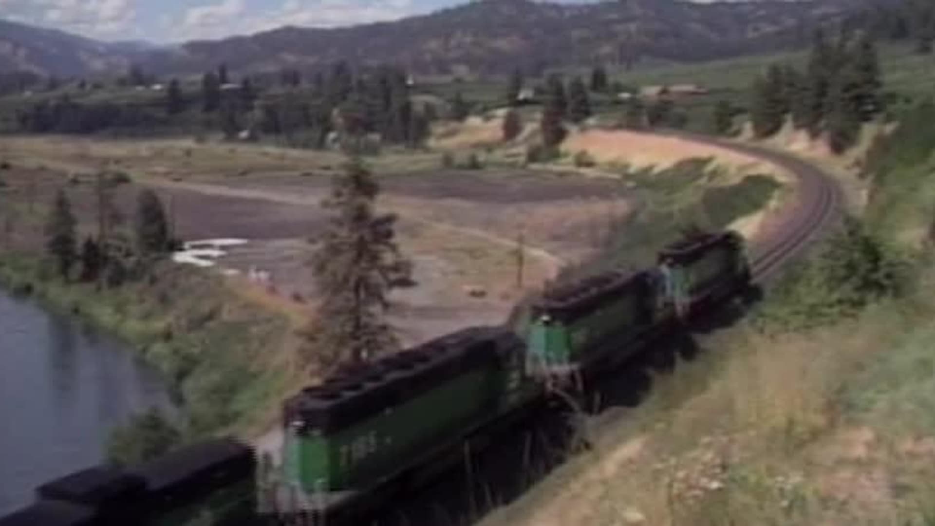 Watch Lots & Lots of Trains: Thunder on the Tracks (20 - Free Movies | Tubi