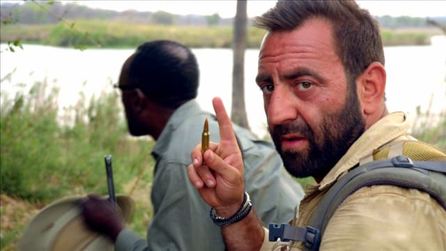 Watch Man Eats Wild S02:E01 - Maneating Crocodiles of Zimbabwe - Free