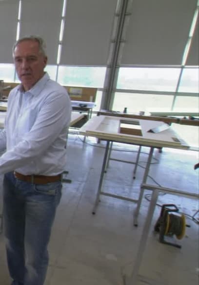 Watch Extreme RVs S02:E06 - Unicat's Off-Road Romper - Free TV Shows | Tubi