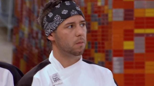 S10:E16 - 6 Chefs Compete