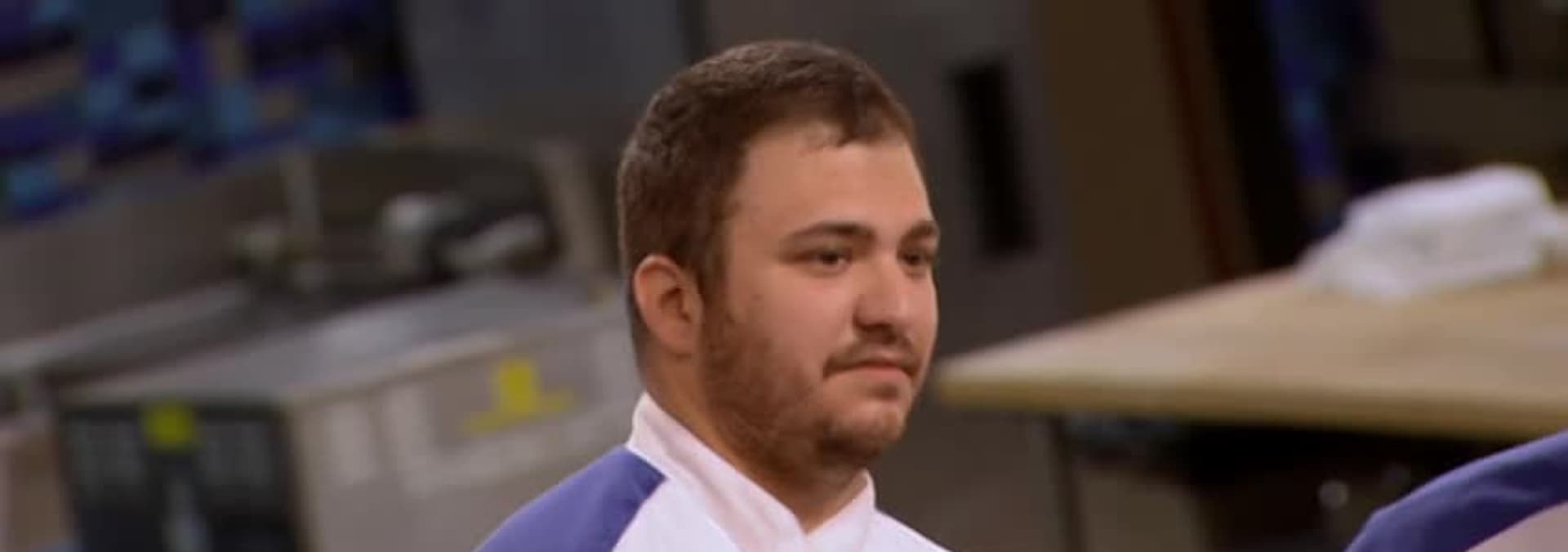 Watch Hell's Kitchen S09E10 8 Chefs Compete Free TV Shows Tubi