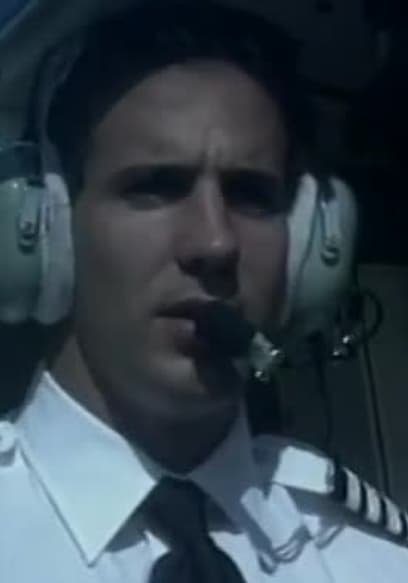 Watch Hard Hat Harry S01:E16 - Helicopter Adventures - Free TV Shows | Tubi