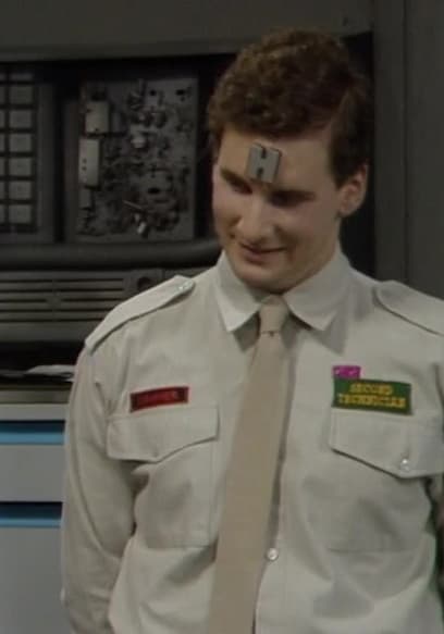 Watch Red Dwarf S01:E05 - Confidence and Paranoia - Free TV Shows | Tubi