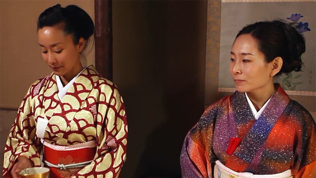 S01:E11 - Old Traditions (Osaka/ Toyama/ Kyoto)