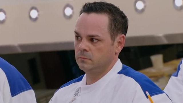 S12:E04 - 17 Chefs Compete