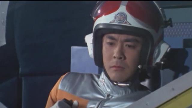 S01:E09 - Ultraman 80: S1 E9 - Airport Emergency!