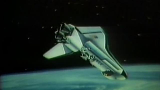 S01:E12 - The Space Shuttle Takes Flight