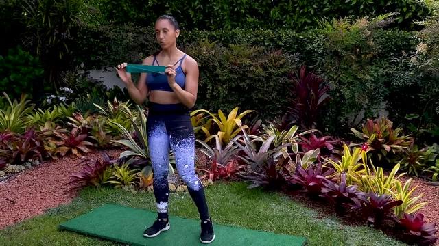 S01:E03 - 15 Min Glutes Workout With Band