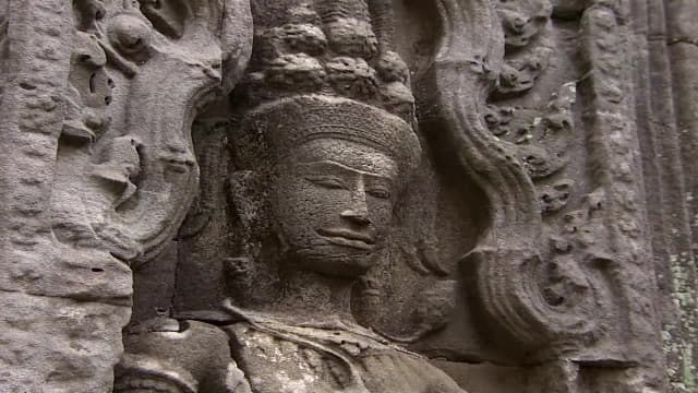 S01:E03 - Cambodia