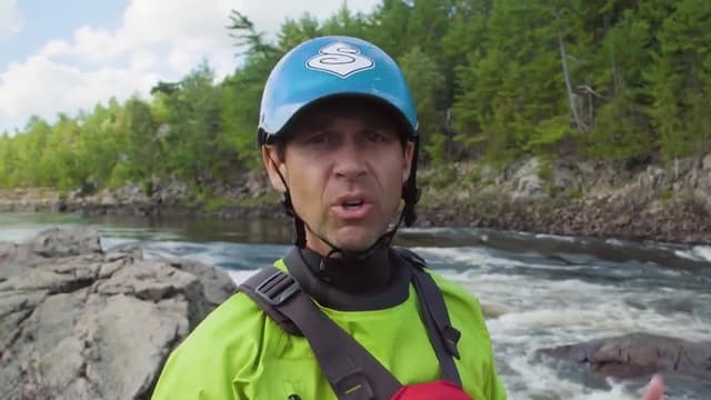 S08:E03 - Whitewater Kayaking the Ottawa River