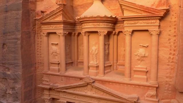 S01:E03 - Nabataean Lost Kingdom of Petra