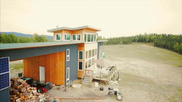 S01:E07 - The Cokers: Fairbanks