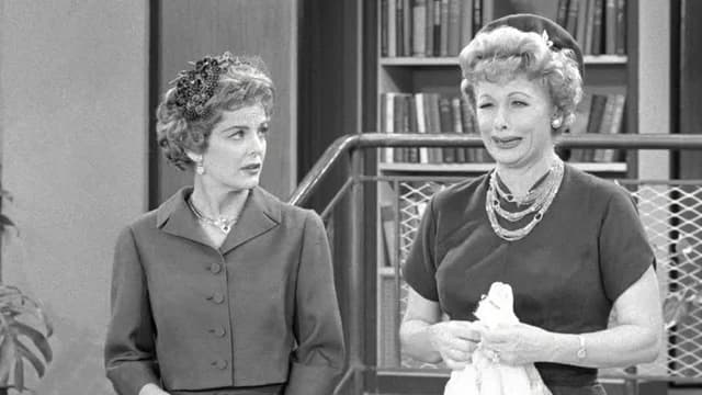 S06:E14 - Lucille Ball Upsets the Williams Household