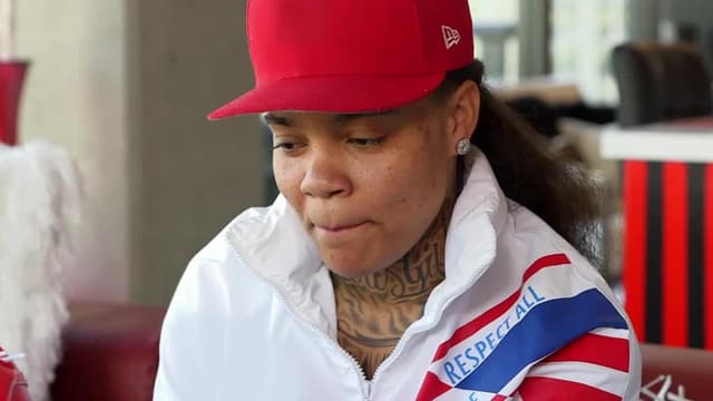 S01:E03 - Mally Mall & Young M.A.