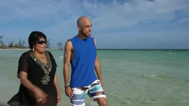 S01:E04 - Grand Bahama Grandma