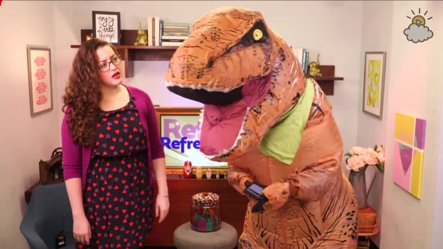 S01:E106 - A Visit From T-Rex