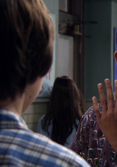 Watch Everybody Hates Chris S03:E20 - Everybody Hates The 9th Grade ...