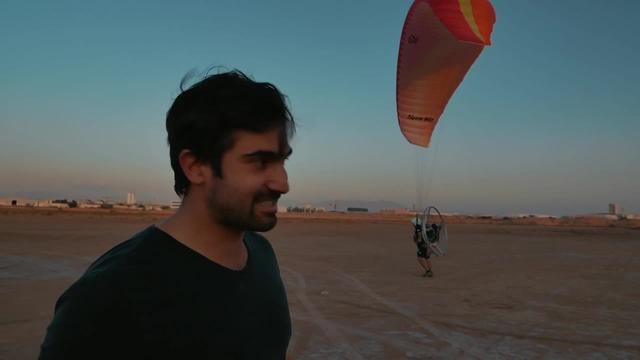 S01:E03 - Becoming a Paramotor Pilot