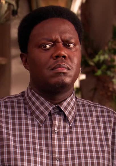 Watch The Bernie Mac Show S05 E01 Father Knows Bes Free Tv Shows Tubi