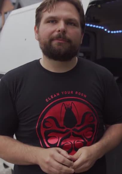 Watch Alternative Dwellings S05:E04 - Living Rent Fr - Free TV Shows | Tubi