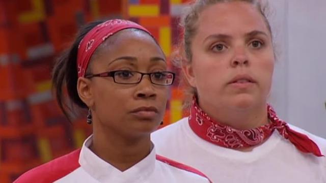 S11:E07 - 15 Chefs Compete