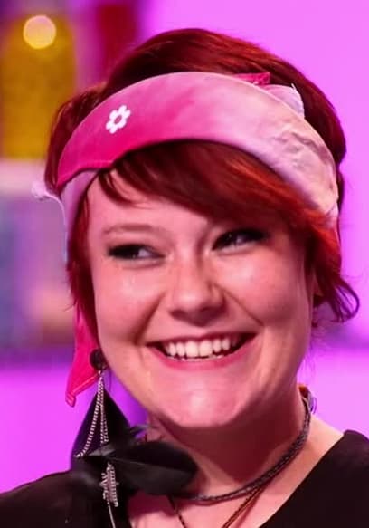 Watch Cupcake Wars S08:E04 - Tiffani Thiessen’s Birthday - Free TV