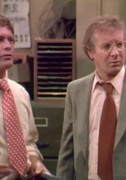 Watch Barney Miller S08e03 Car The Free Tv Shows Tubi