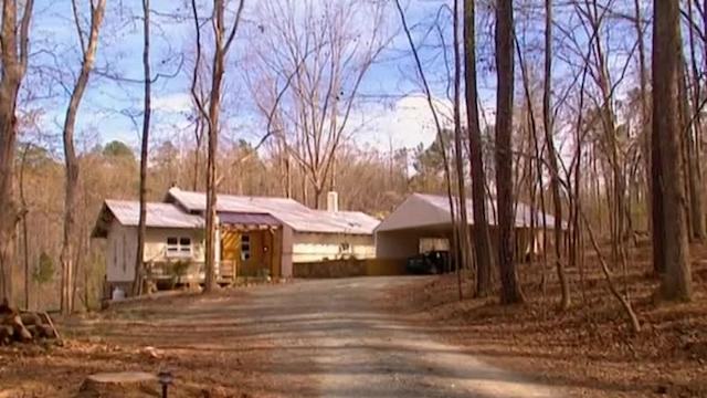 S01:E01 - $400,000 in Chapel Hill, NC