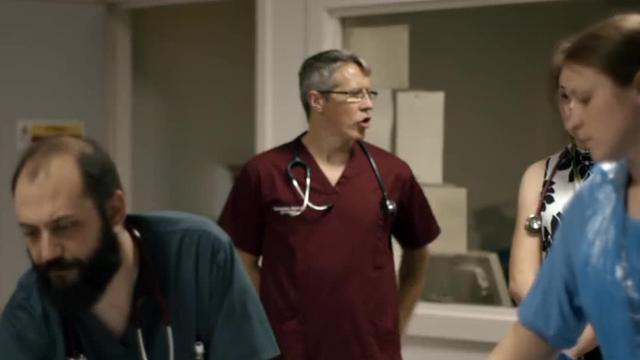 S01:E04 - My Job Is to Stop That Patient Dying'