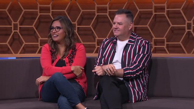 S01:E92 - Josh Wolf and Melissa Peterman vs. Cristela Alonzo and Ross Mathews