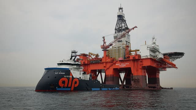 Watch Mega Transports S02:E01 - Drilling Rig - Free TV Shows | Tubi