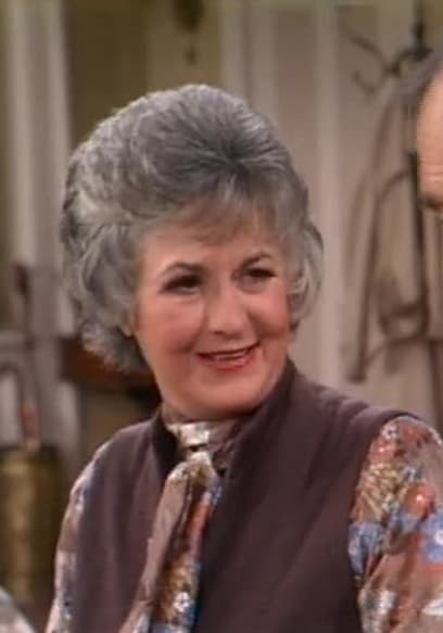 Watch Maude S05:E524 - The New Maid - Free TV Shows | Tubi