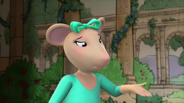 Watch Angelina Ballerina S06:E605 - Angelina and the Mini-Mouseling ...