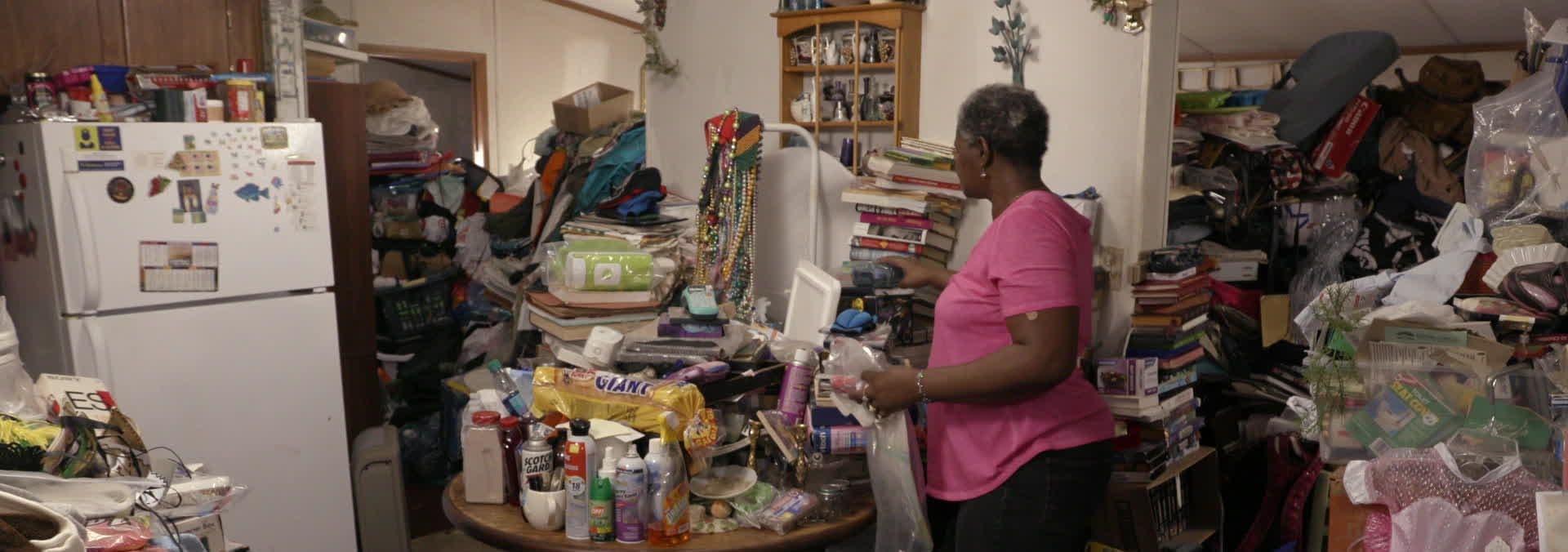 Watch Hoarders S11E06 Flora Free TV Shows Tubi
