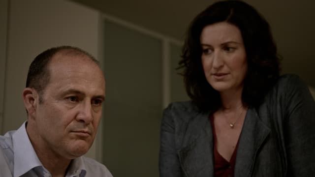 Watch Rake S04:E07 - Episode 7 - Free TV Shows | Tubi