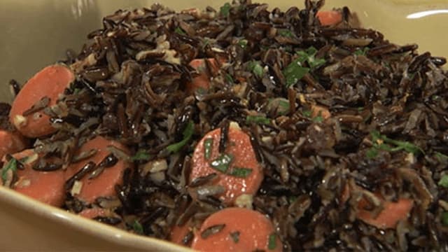 S01:E19 - Carrot Pecan Wild Rice