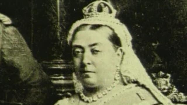 S01:E01 - Queen Victoria